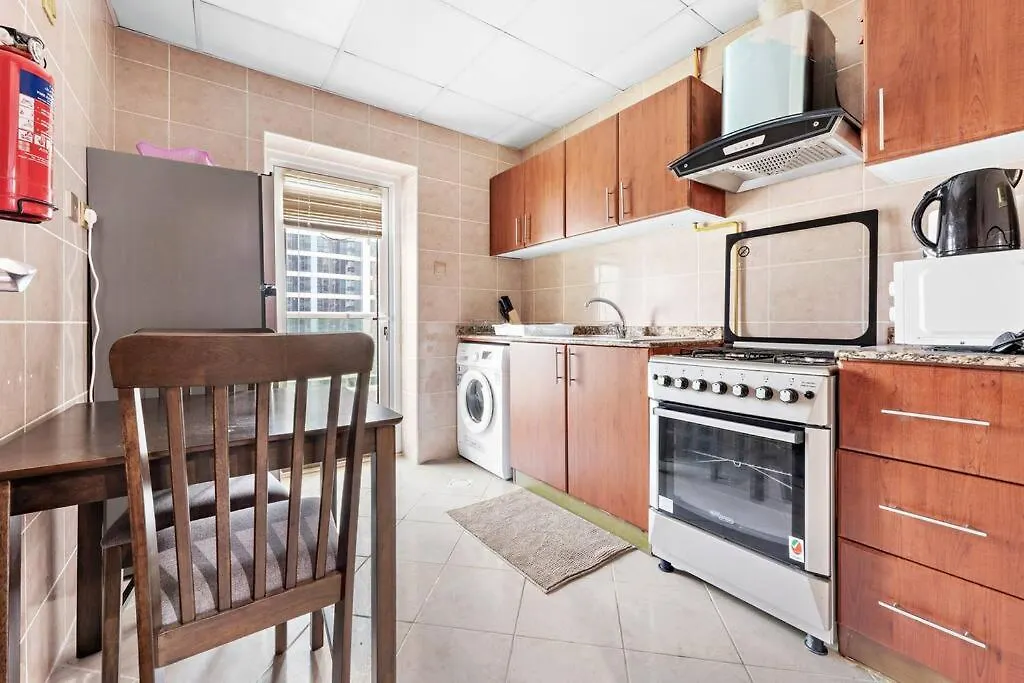 Stonetree - Furnished 1Br Apartment Near Beach In Dubai Marina
